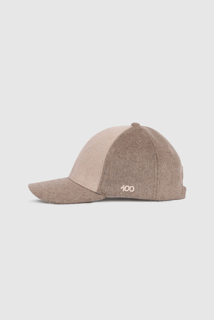 The 100 Cap in Contrast Cashmere Taupe/Oat