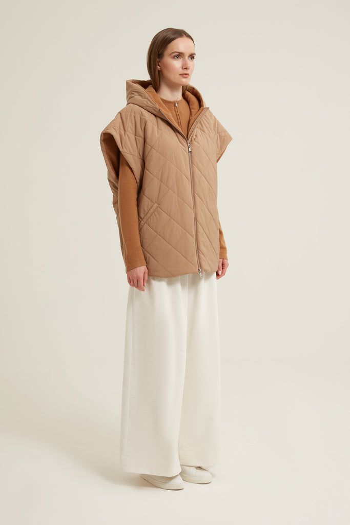 Quale Quilted Cape